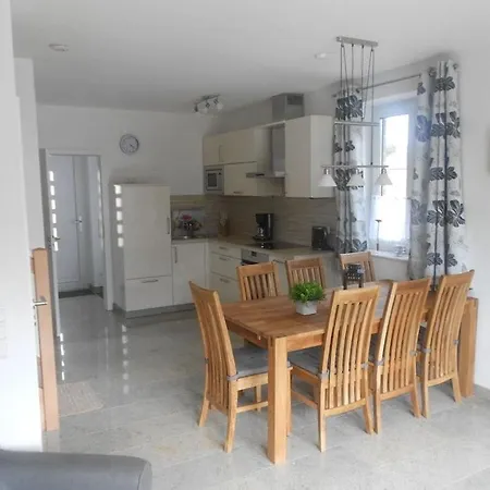 بيت للعطل With 3 Bedrooms دوهنين
